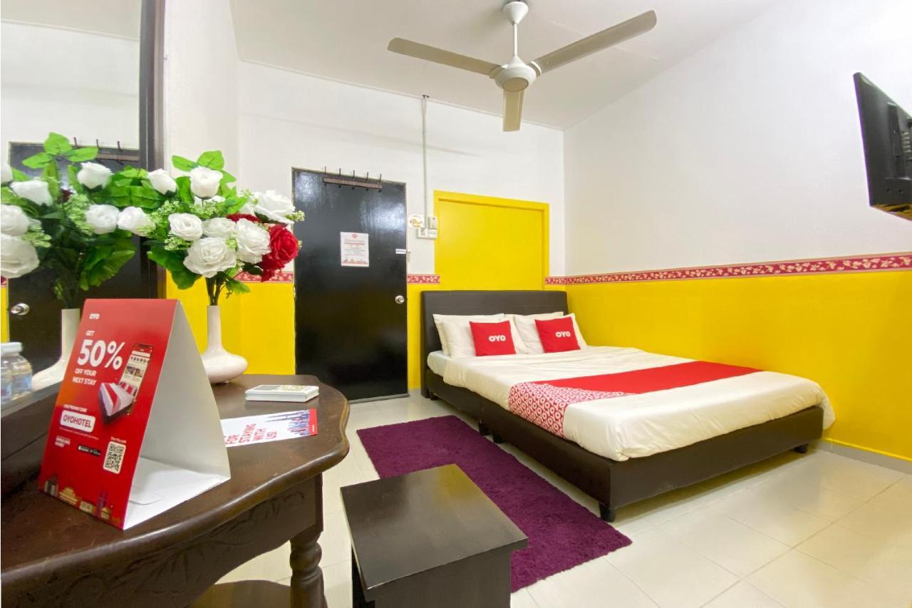 Oyo 90176 D'Cruz Sunrise Villa Pantai Cenang  Exterior foto